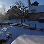 Pezion Limbovy Dvor Vrbov