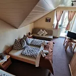Pezion Limbovy Dvor Gasthof 2*