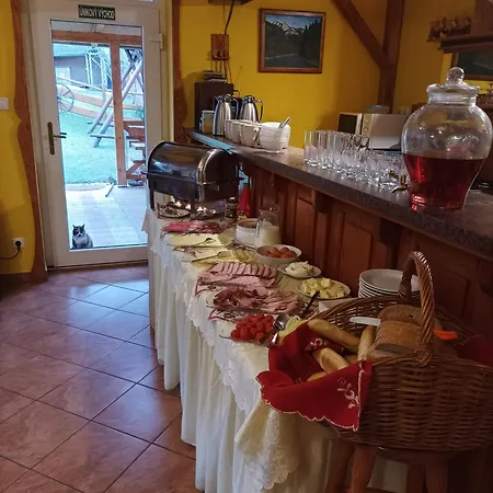 Pezion Limbovy Dvor Vrbov