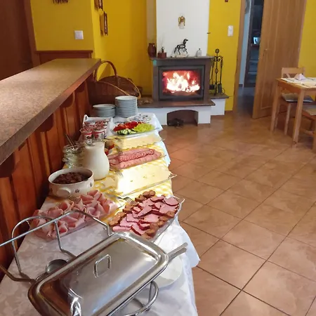 Penzión pre hostí Pezion Limbovy Dvor 2*