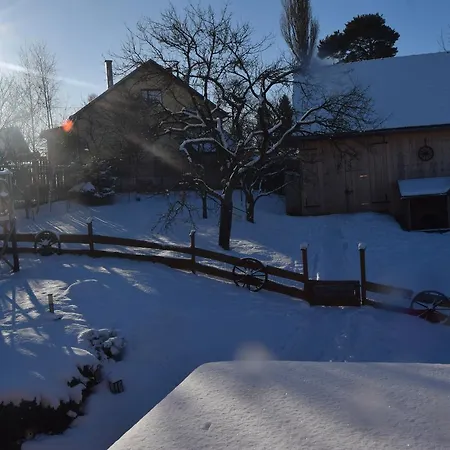 Pezion Limbovy Dvor Vrbov