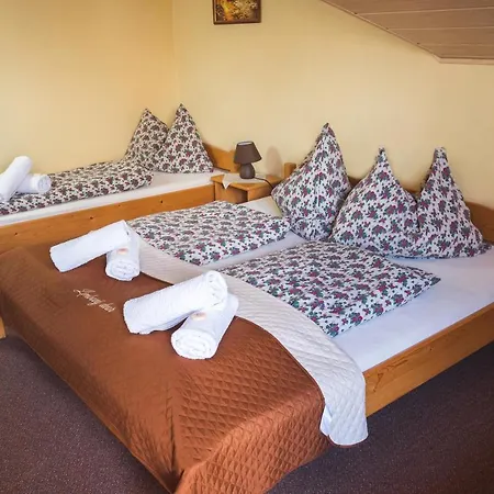 Guest house Pezion Limbovy Dvor Vrbov