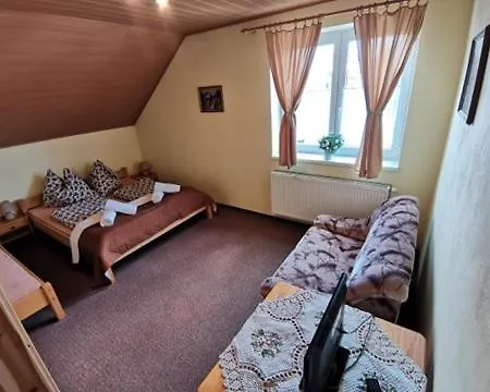 Pezion Limbovy Dvor Affittacamere 2*
