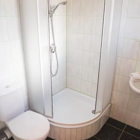 Pezion Limbovy Dvor Vrbov